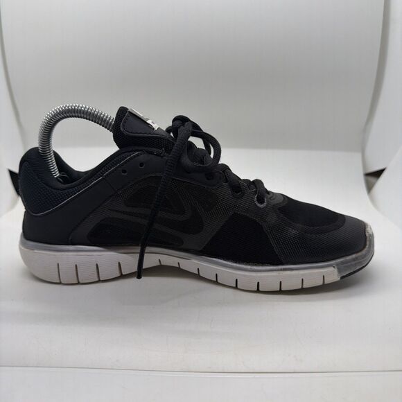 Nike Move Fit  Black Women's Sz 7 Black Flywire Running Shoes - Picture 7 of 12